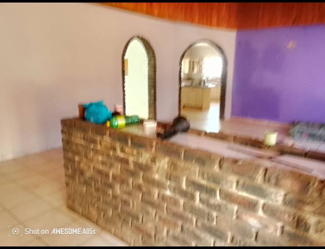 4 BEDROOM FREEHOLD FOR SALE IN ELOFF